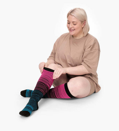 Everstride Advanced Wide Compression Socks For Pain Relief (Stripes)