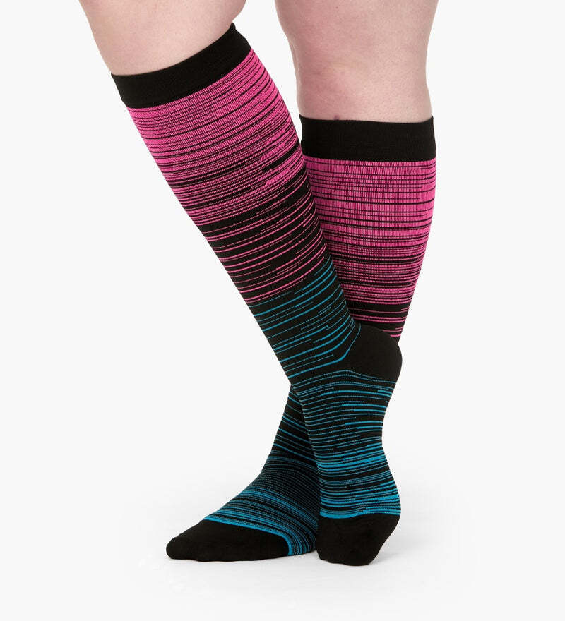 Everstride Advanced Wide Compression Socks For Pain Relief (Stripes)